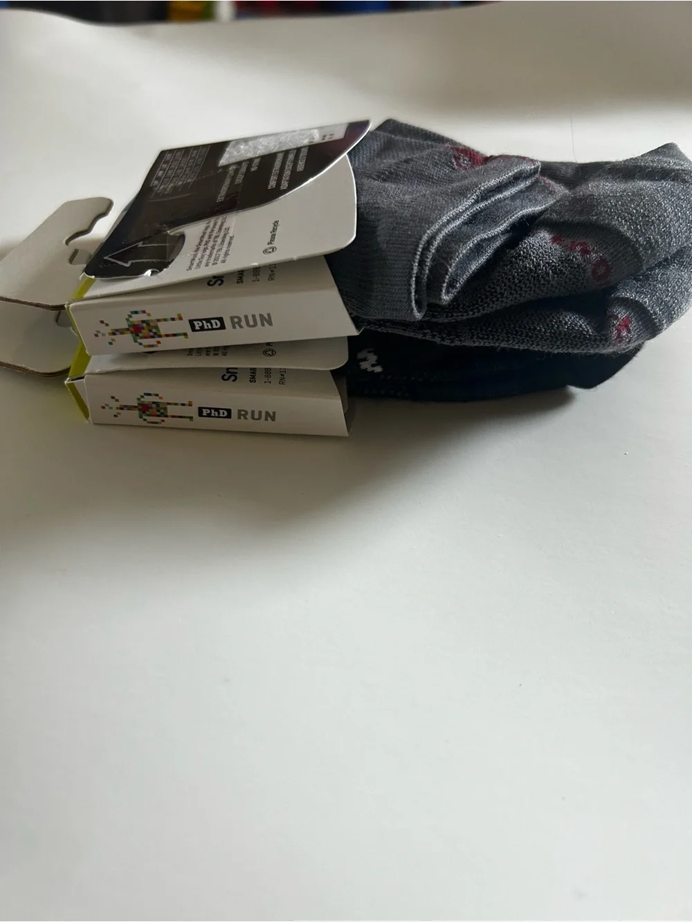 Smartwool PhD Run Low Cut Merino Wool Socks 2 Pairs Size Medium Black & Gray NWT